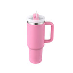 Detailed close up of the comfortable soft grip handle on the 40oz tumbler.